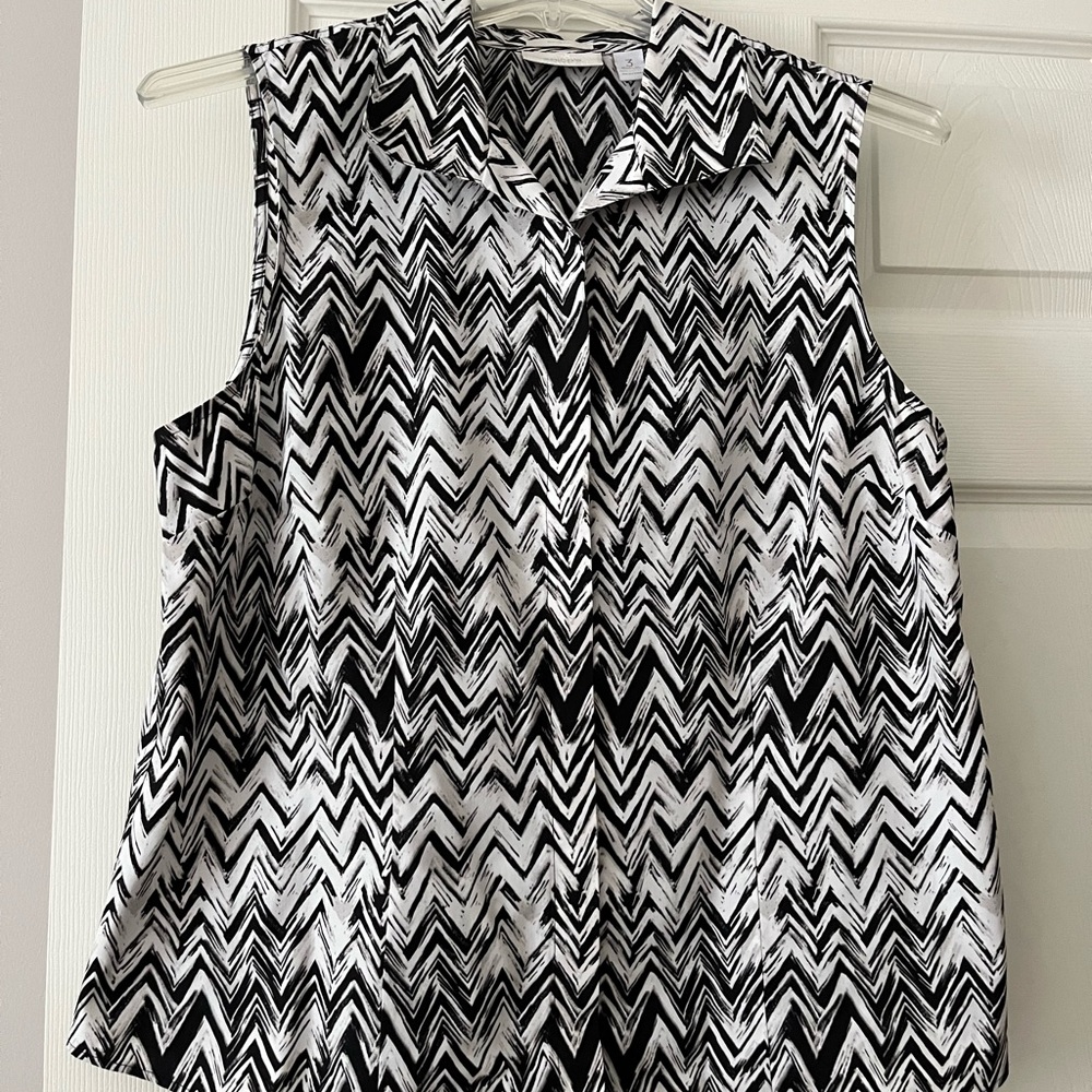 Chicos sleeveless blouse